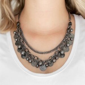 ❤️‍🔥5/$25❤️‍🔥 Cast Away Treasure Black Necklace
